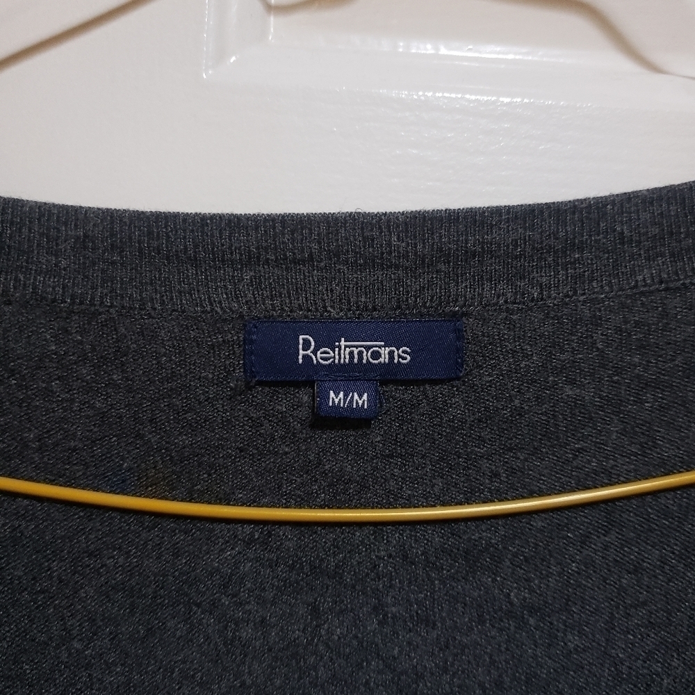 ๐ฟ 3/$20 ๐ฟ Reitmans Dark Gray Buttoned Cardigan Size M - Picture 3 of 7